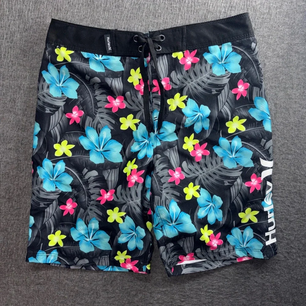 Hurley Boys Tropical Floral Board Shorts Black Blue Pink Size 10/25 985354-023